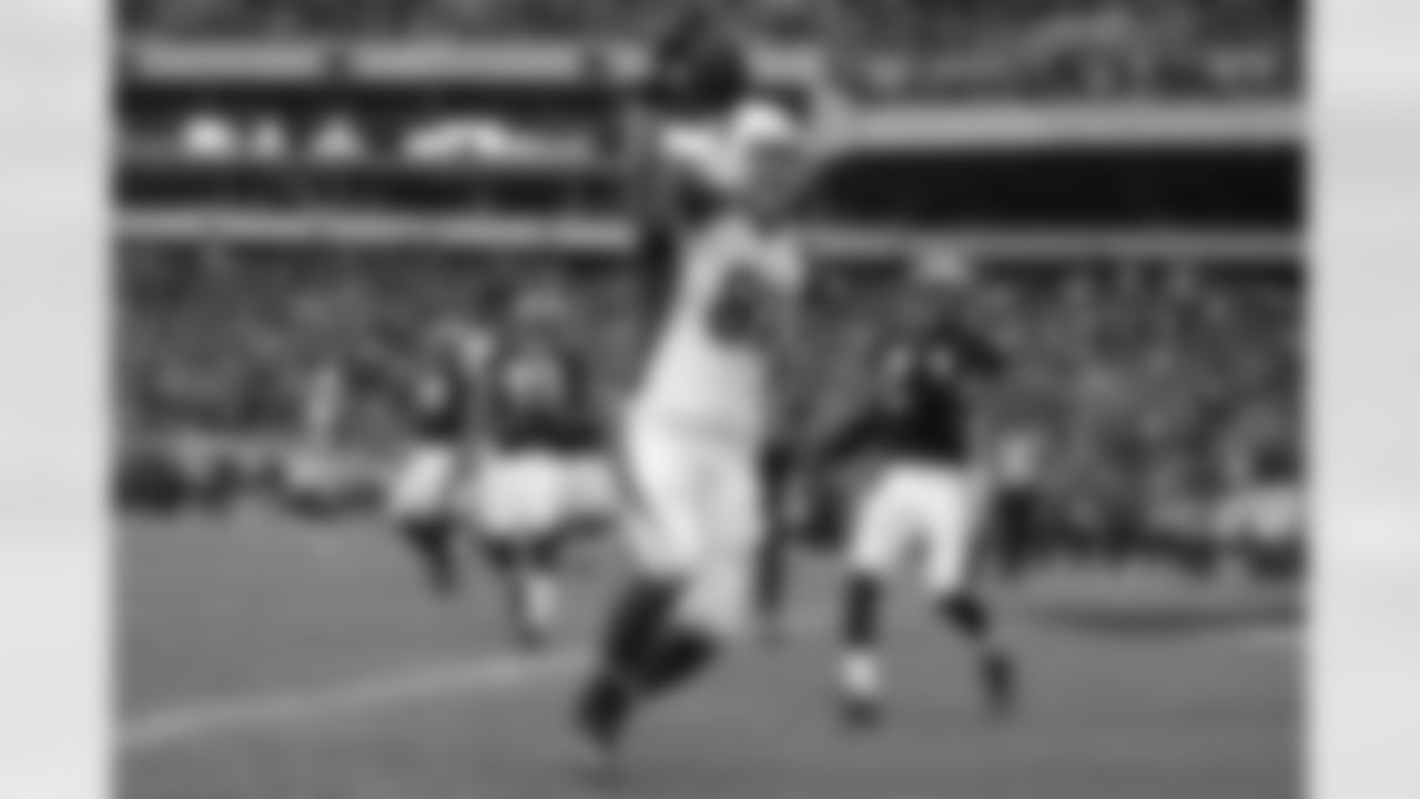 TE Jim Dray: 26 rec., 215 yards, 2 TD