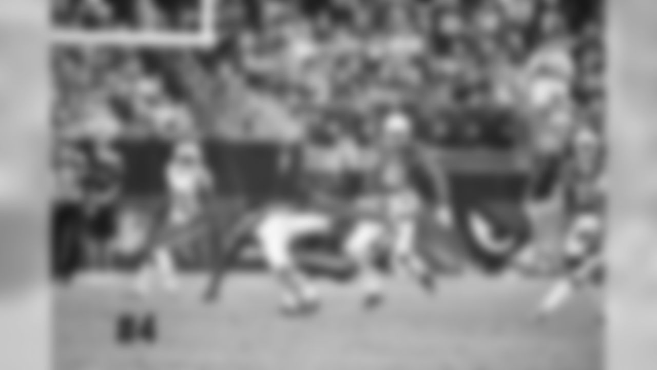 S D.J. Swearinger with a big hit on Jets WR Charone Peake