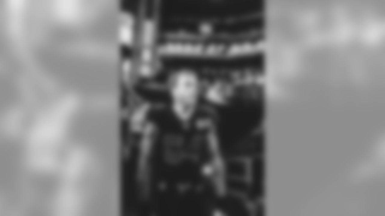 OLB Cassius Marsh