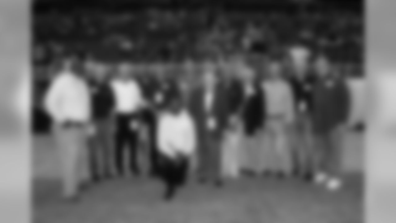 Cardinals alumni in St. Louis with Mr. Bidwill