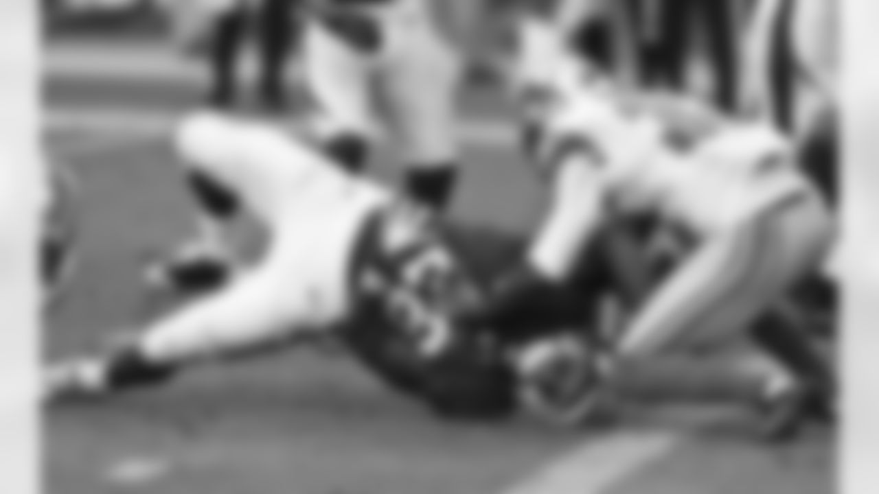 2012: Cardinals RB Beanie Wells tries to get into the end zone