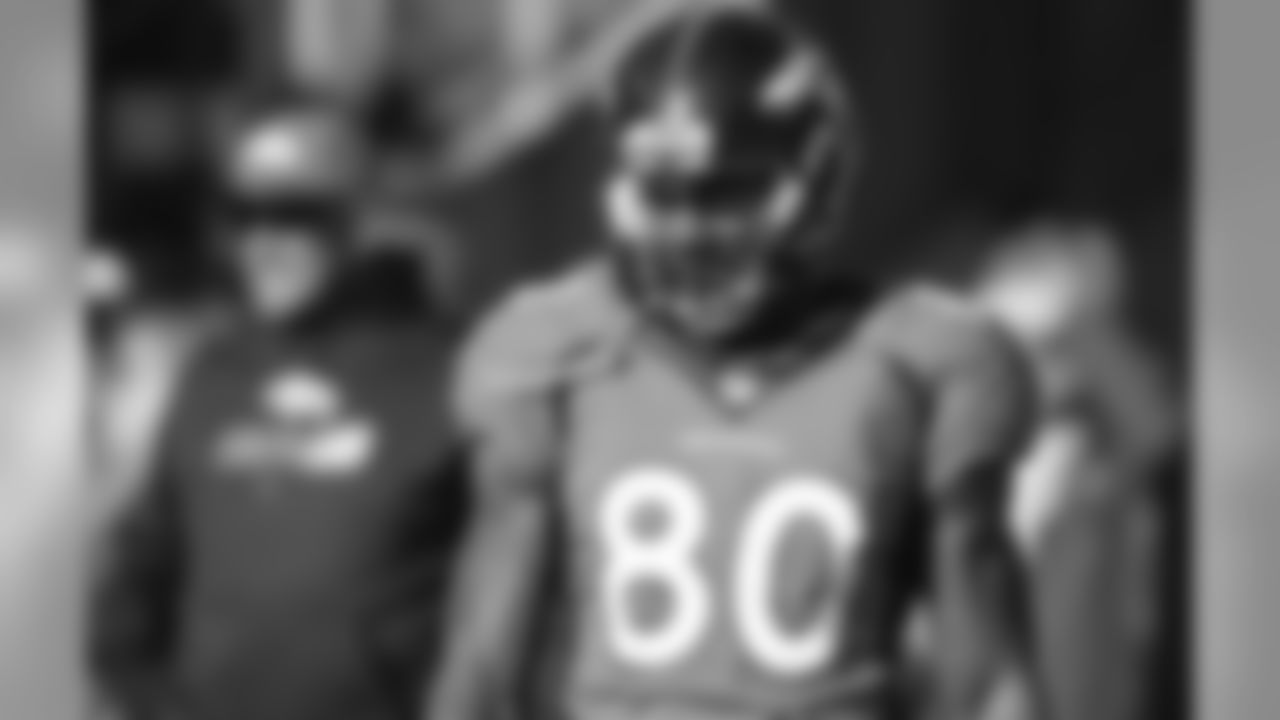 Vernon Davis