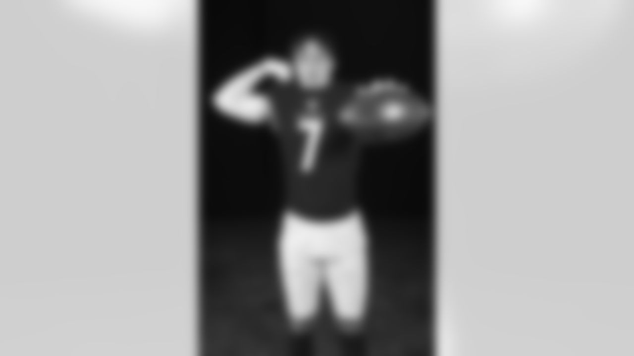 Arizona Cardinals cornerback Byron Murphy Jr. (7) poses for a photo during Cardinals Media Day on Monday, June 13, 2022 in Tempe, AZ.