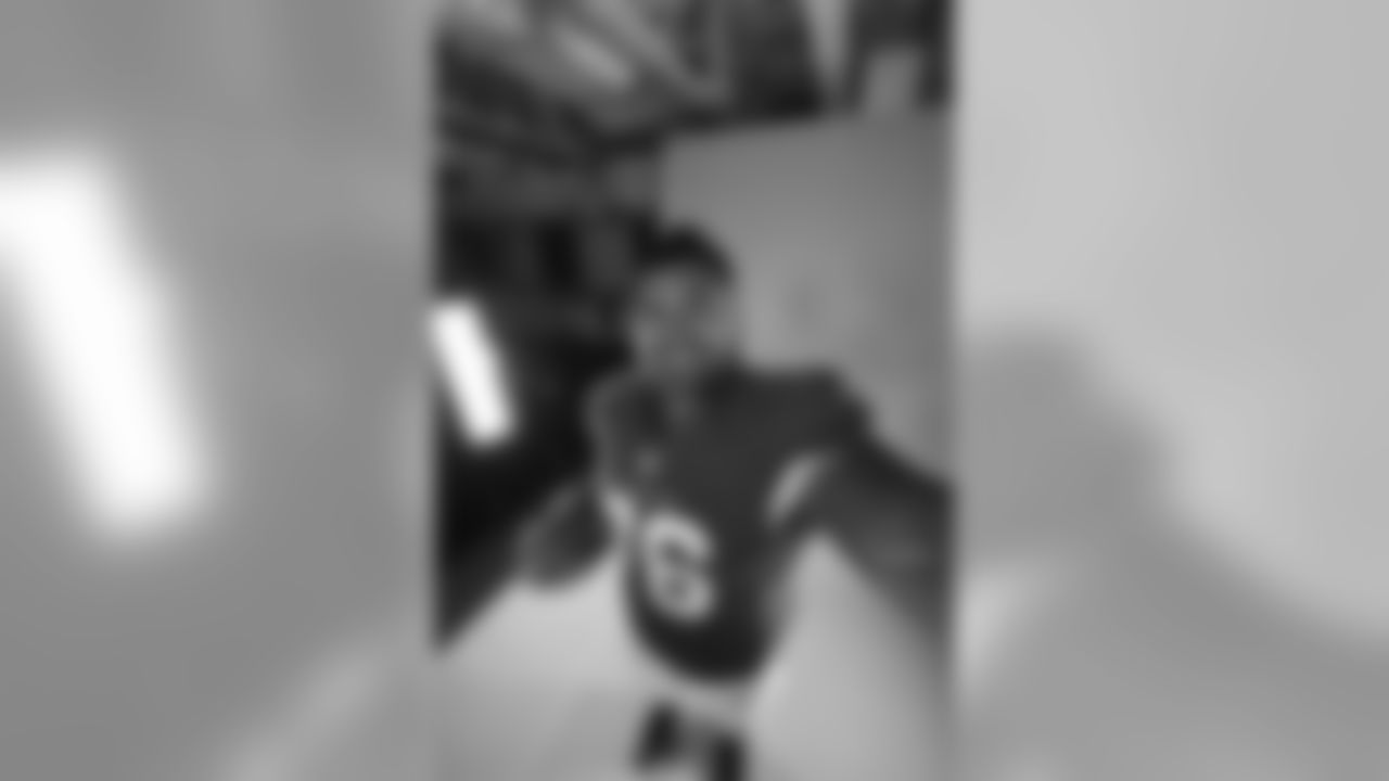 G Mike Iupati