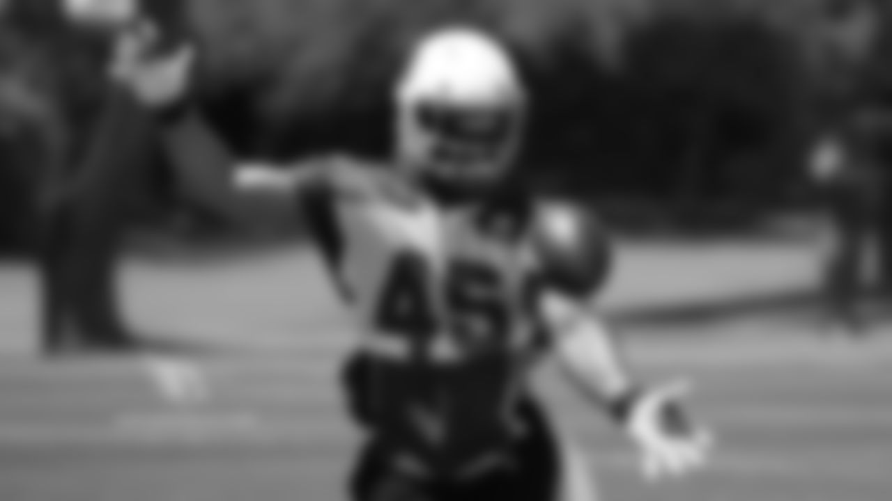 LB Pete Robertson