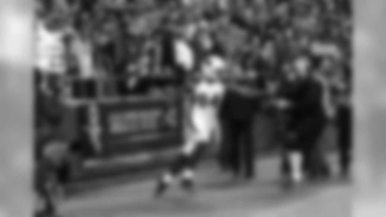 TE Jermaine Gresham: Six points