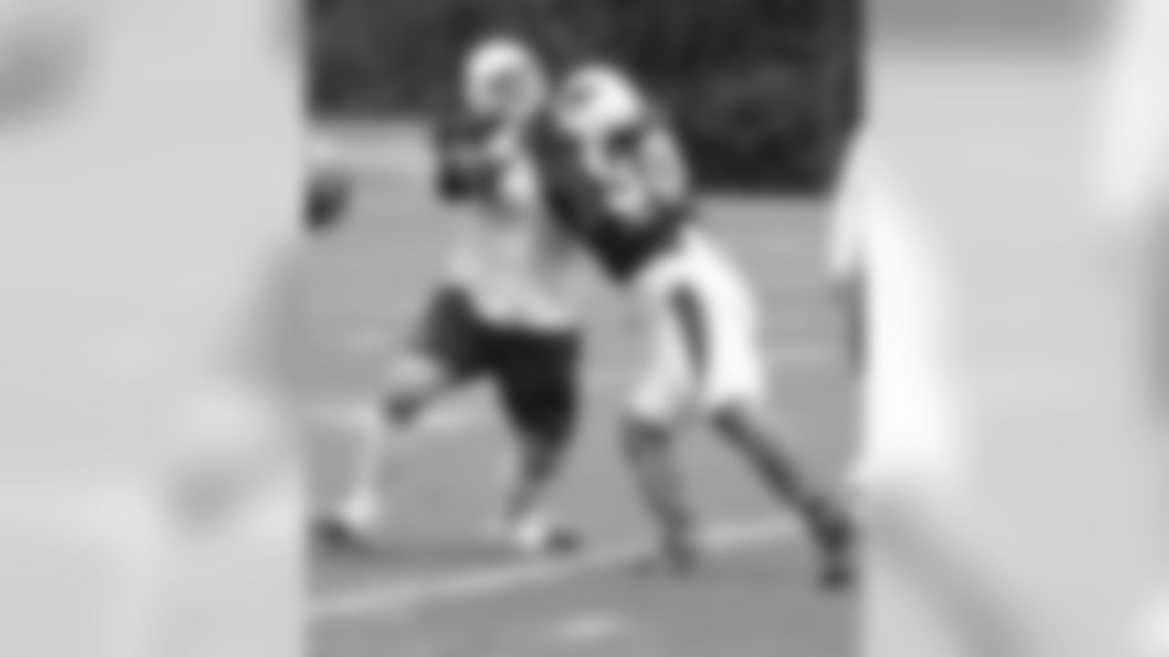 DT Darnell Dockett versus G Adam Snyder