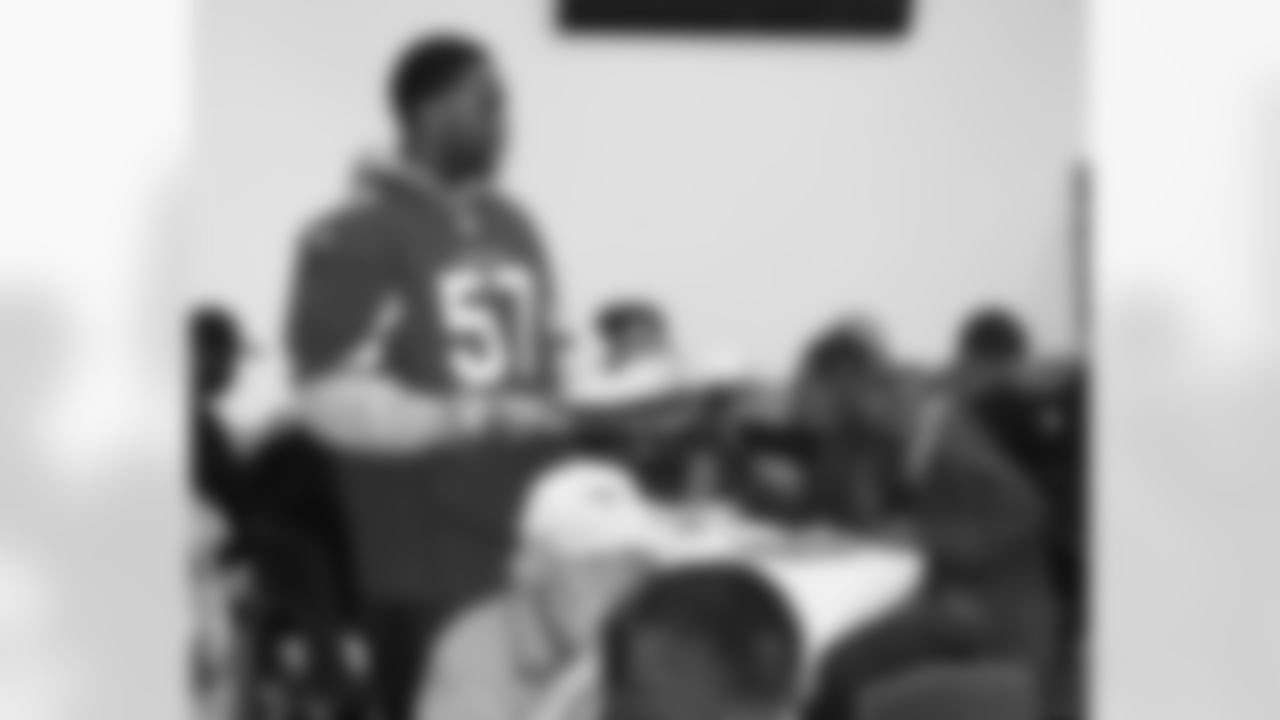 LB Alex Okafor