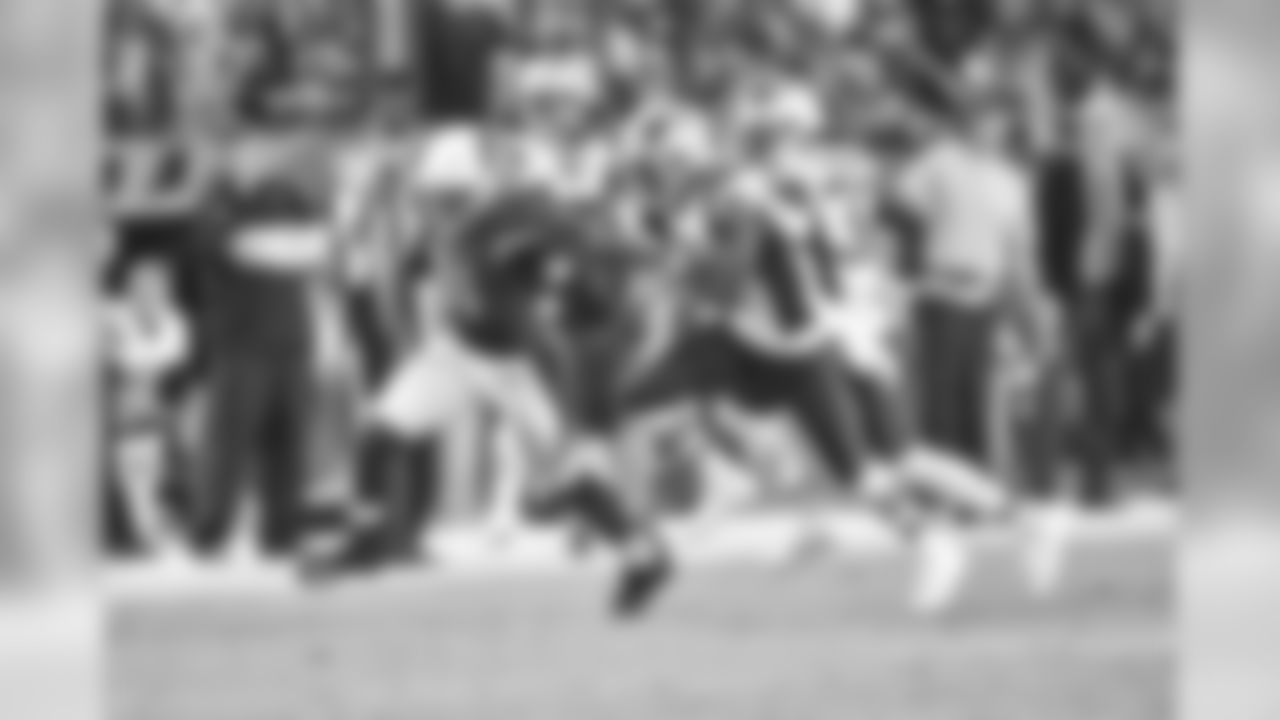 Johnson stiff-arms vs. the Patriots