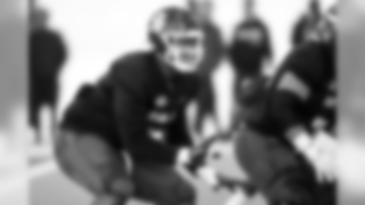 North offensive tackle Josh Jones of Houston (70) participates in drills as the North squad practices for the Senior Bowl Thursday, Jan. 23, 2020, in Mobile, Ala.