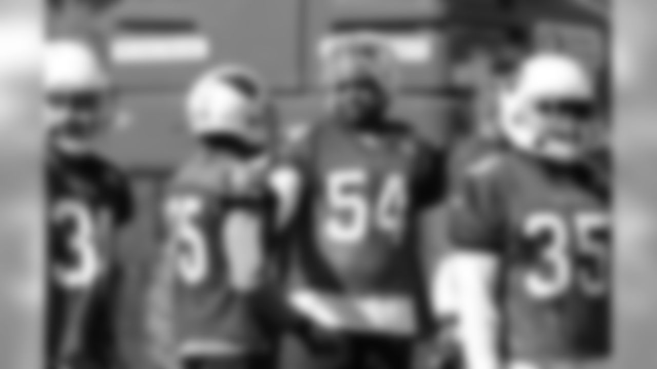 LB Dwight Freeney