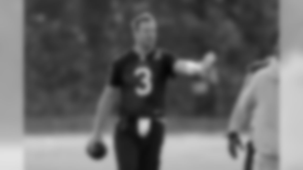 QB Carson Palmer