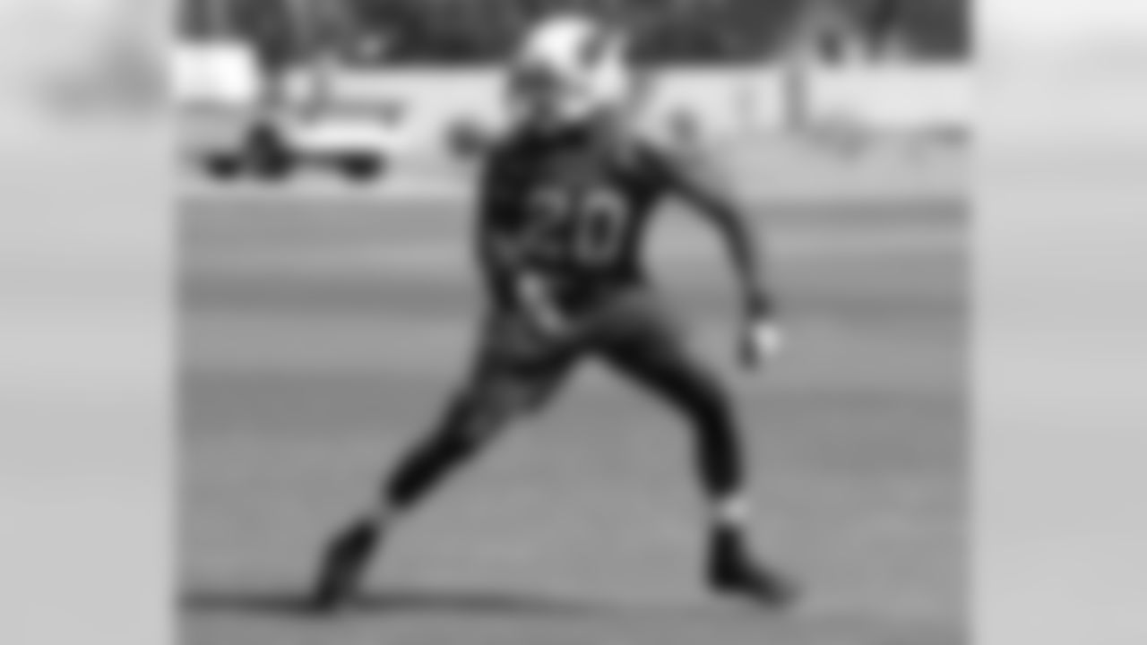 S Deone Bucannon