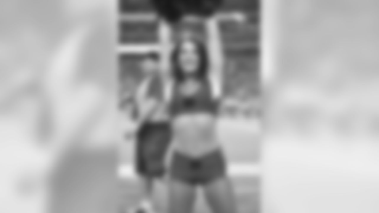 Images of Cardinals cheerleader Kelsie during the 2018 season