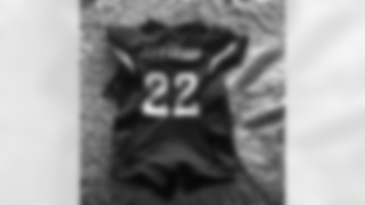 S Tony Jefferson (@tonyjefferson1) with a jersey for his newborn