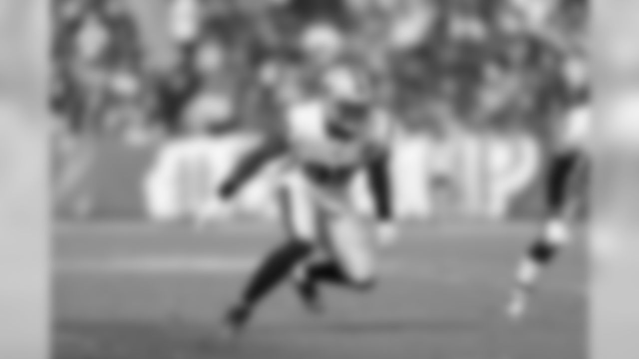 DE Dion Jordan