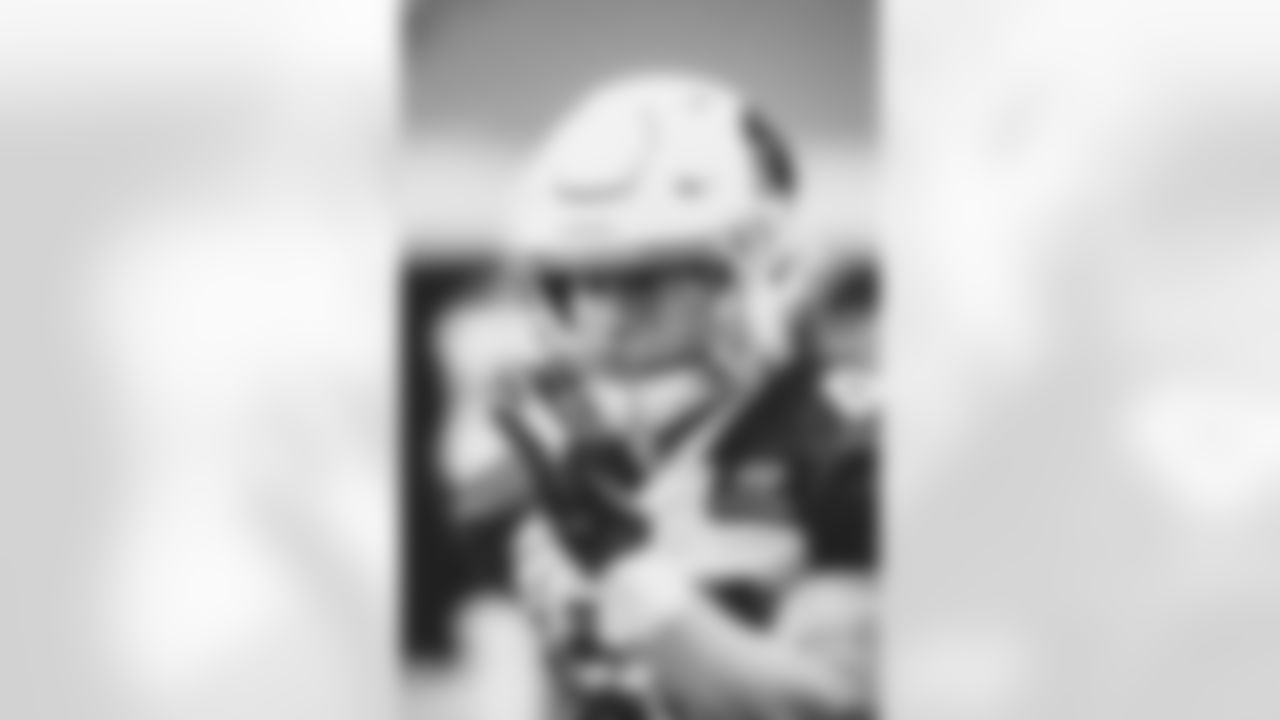 OLB Dennis Gardeck