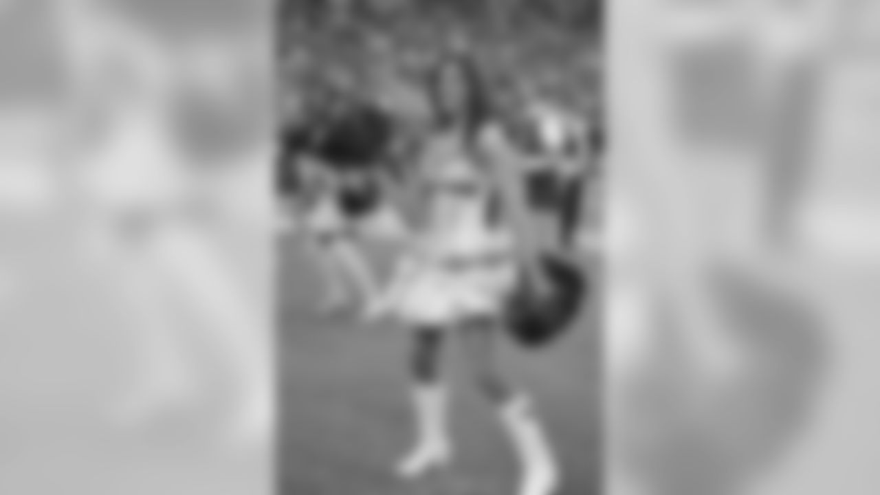Images of the Cardinals cheerleaders at the Cards-Falcons game.