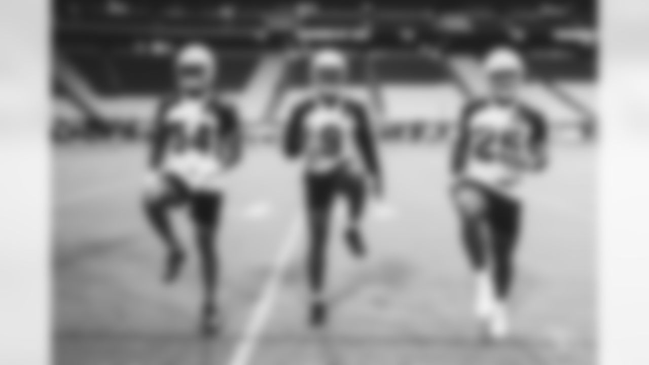 ILB Terrance Smith, ILB Isaiah Simmons, ILB Zaven Collins