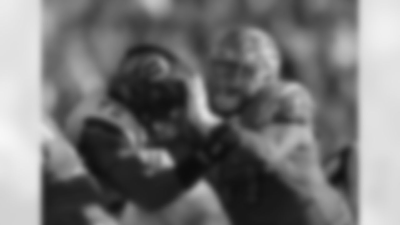 Eddie Vanderdoes, UCLA: Projected fifth-round pick