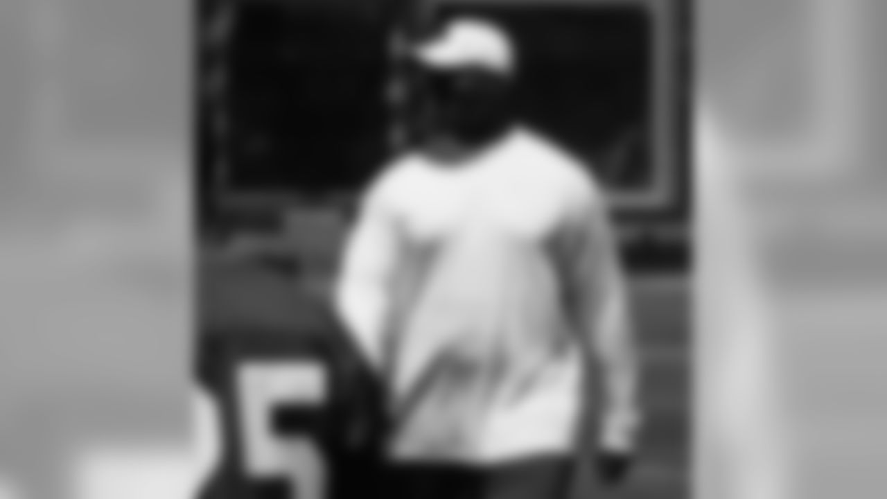 Defensive coordinator Todd Bowles