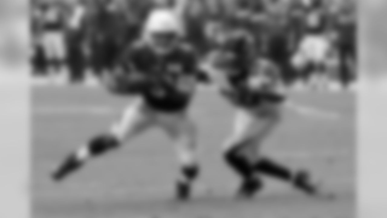 ILB De'Vondre Campbell