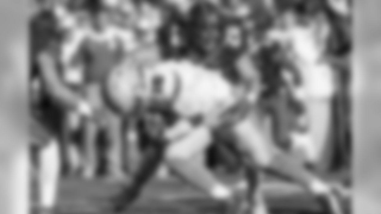 Illinois' Clayton Fejedelem: Projected sixth-rounder