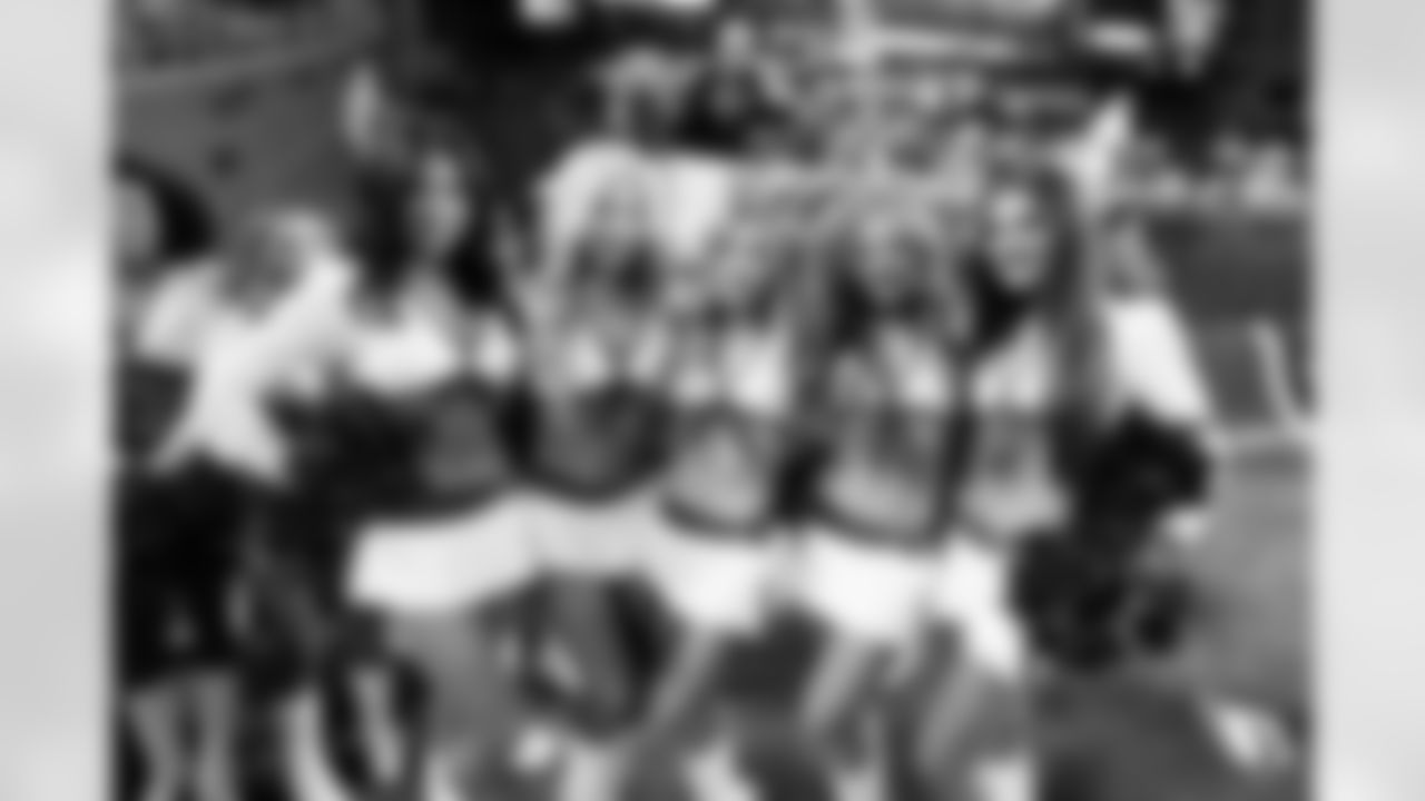 The Arizona Cardinals Cheerleaders during the game against the New England Patriots on Monday, Dec. 12, 2022 in Glendale, AZ.