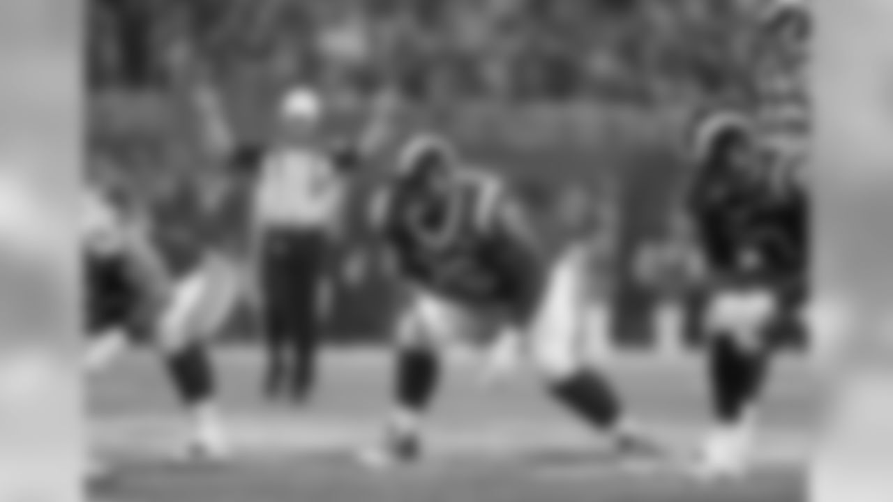 Guard Rodger Saffold
