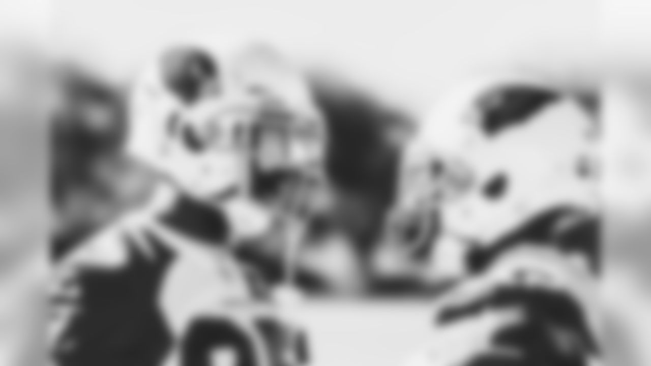 CB Chris Jones