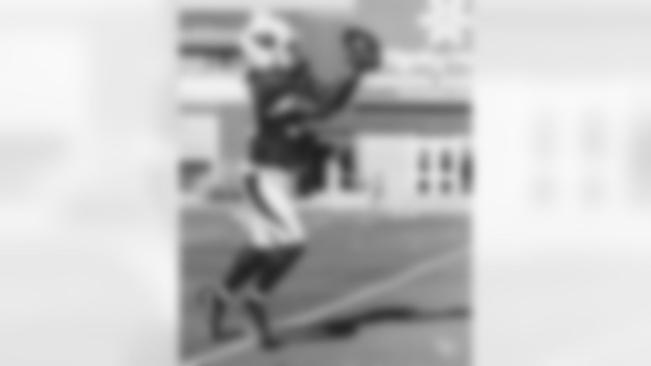 Practice squad running back Jonathan Ward