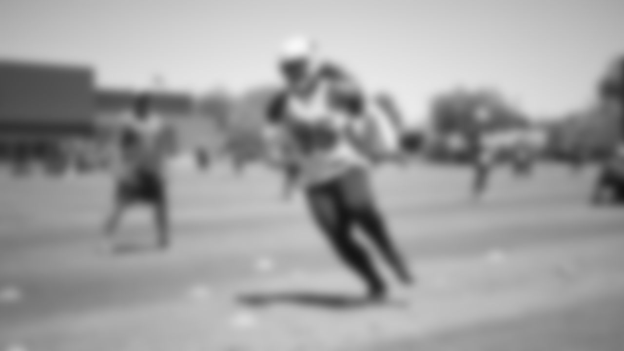 Arizona Cardinals defensive tackle Leki Fotu (95) practices during Week 2 of the OTA offseason program on Thursday, June 2, 2022 in Tempe, AZ.