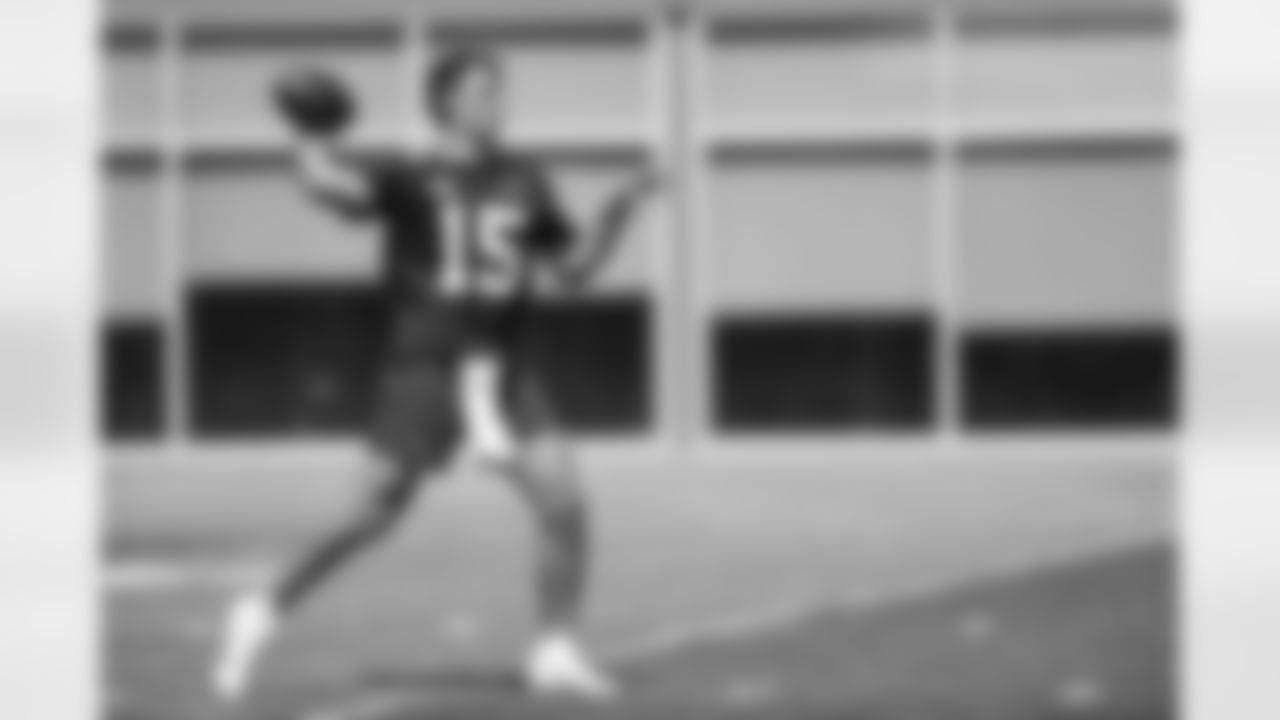 Arizona Cardinals quarterback Clayton Tune (15) during Rookie Minicamp at the Dignity Health Training Facility on Saturday, May 13, 2023 in Tempe, AZ.
