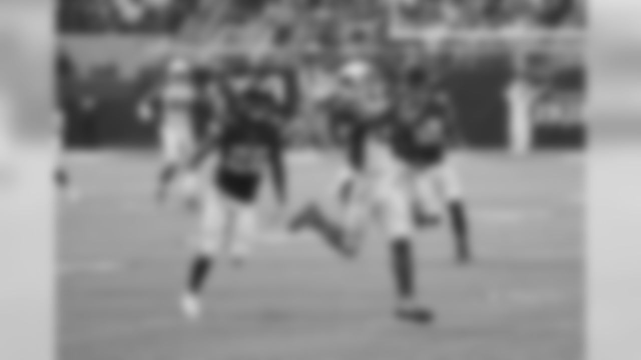 WR Christian Kirk with a big 35-yard catch