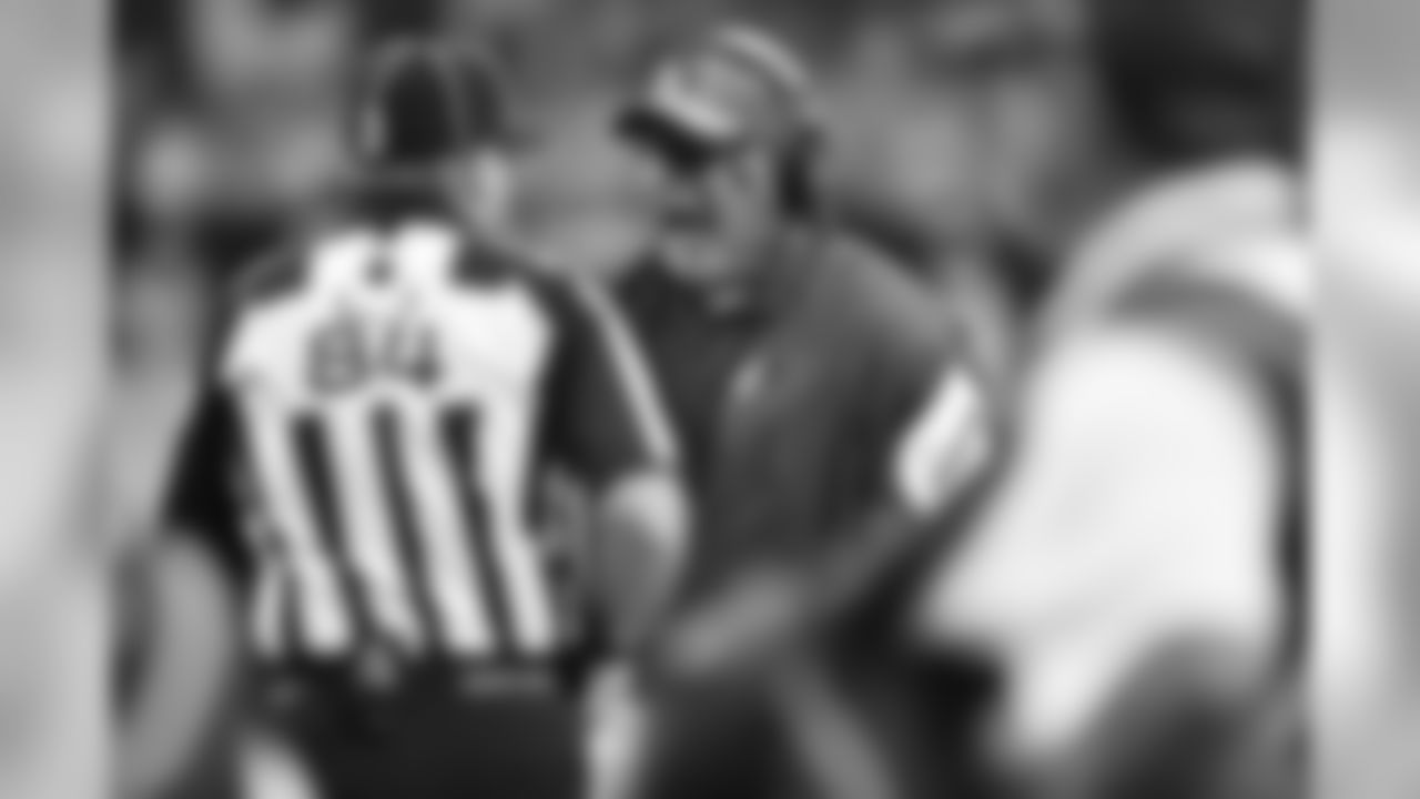 Arians unhappy with a call during the Rams game