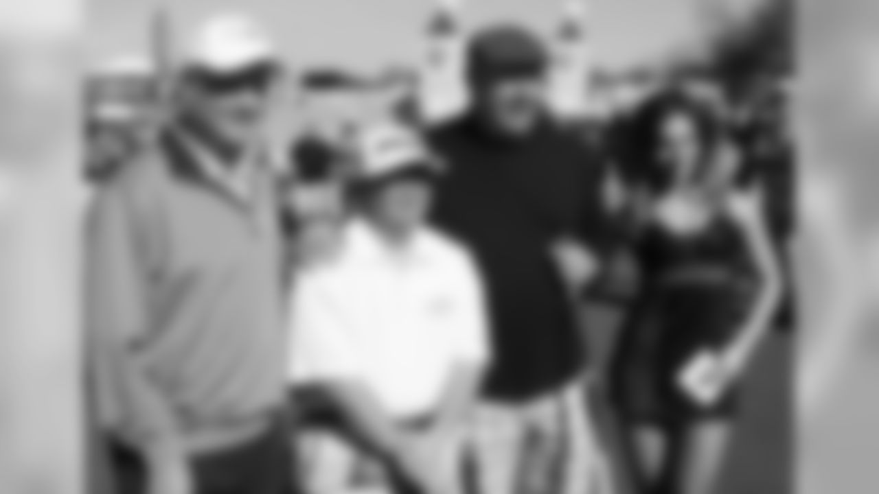 Coach Bruce Arians with his team.