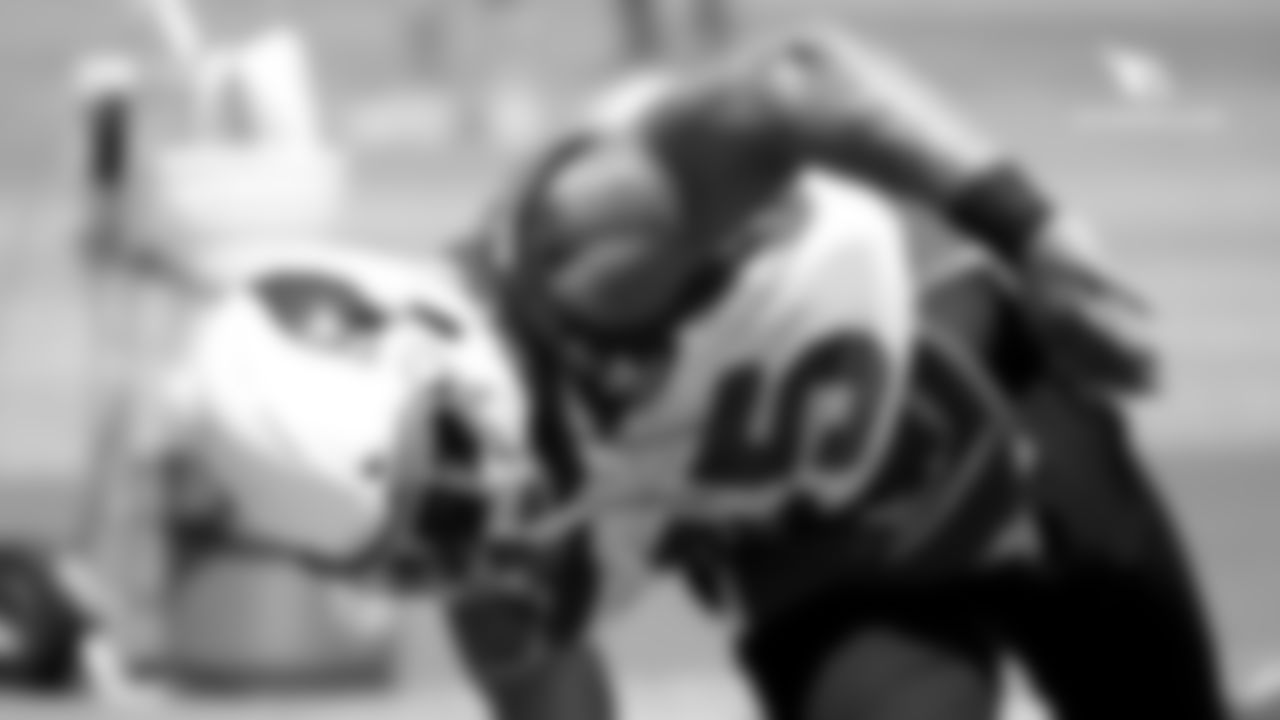 OLB PeteRobertson