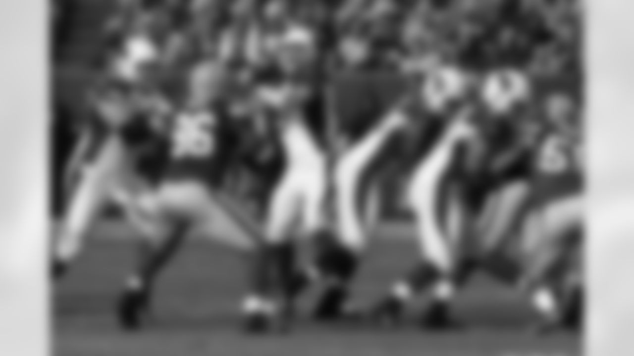 QB John Skelton