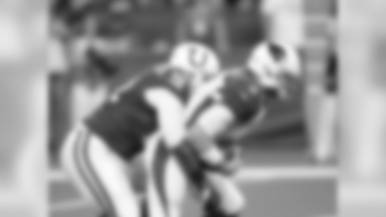 QB Carson Palmer under pressure
