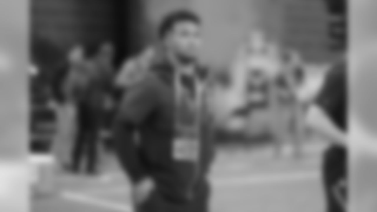 Oklahoma quarterback Kyler Murray runs a drill at the NFL football scouting combine in Indianapolis, Saturday, March 2, 2019.