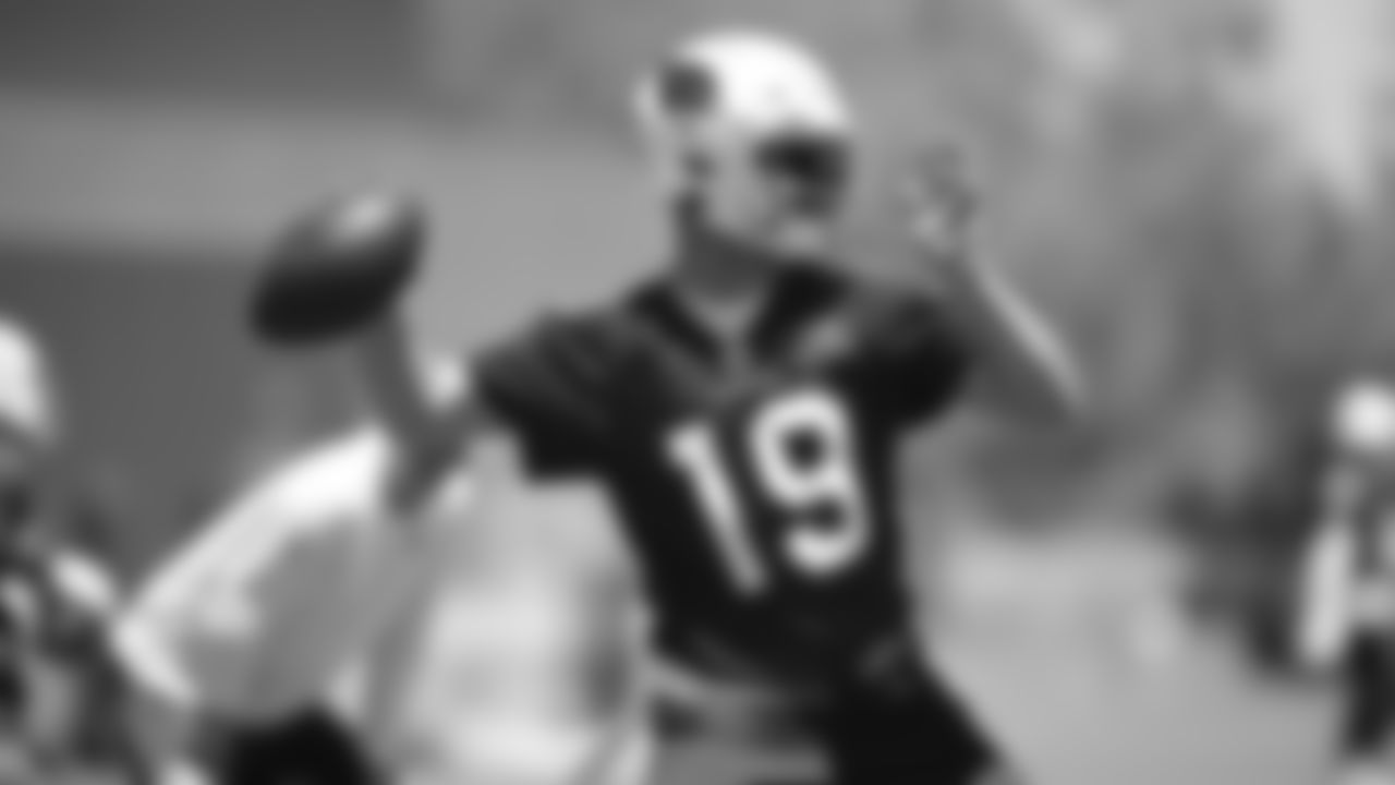 Arizona Cardinals quarterback Trace McSorley (19) practices during Week 1 of the OTA offseason program on Tuesday, May 24, 2022 in Tempe, AZ.