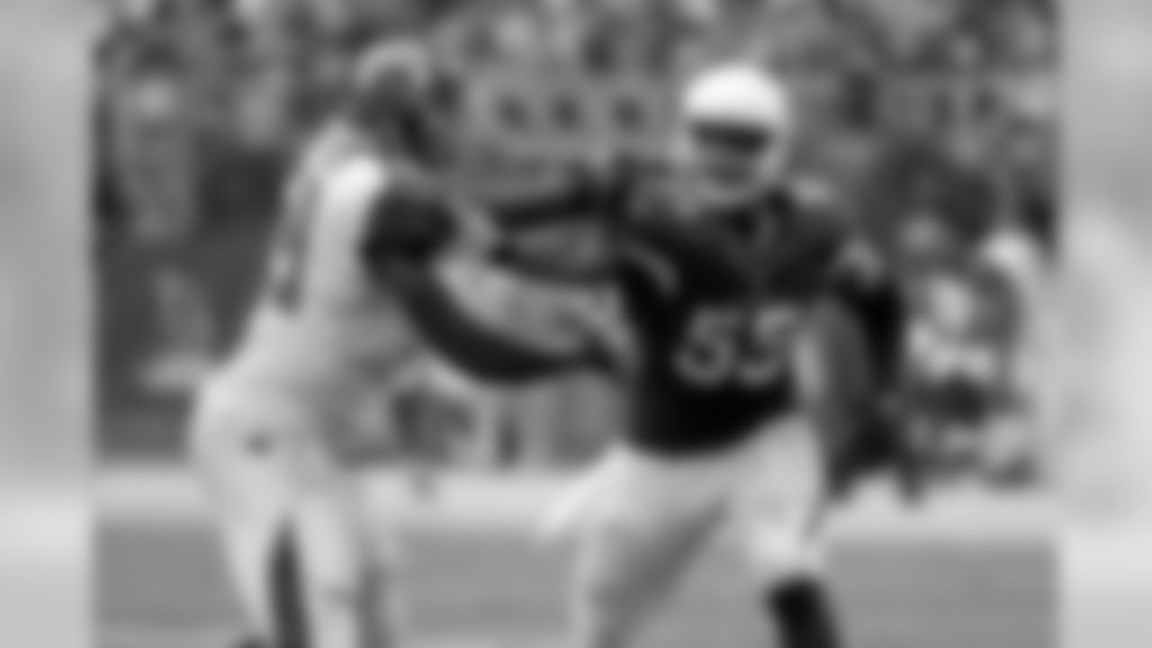 LB Chandler Jones