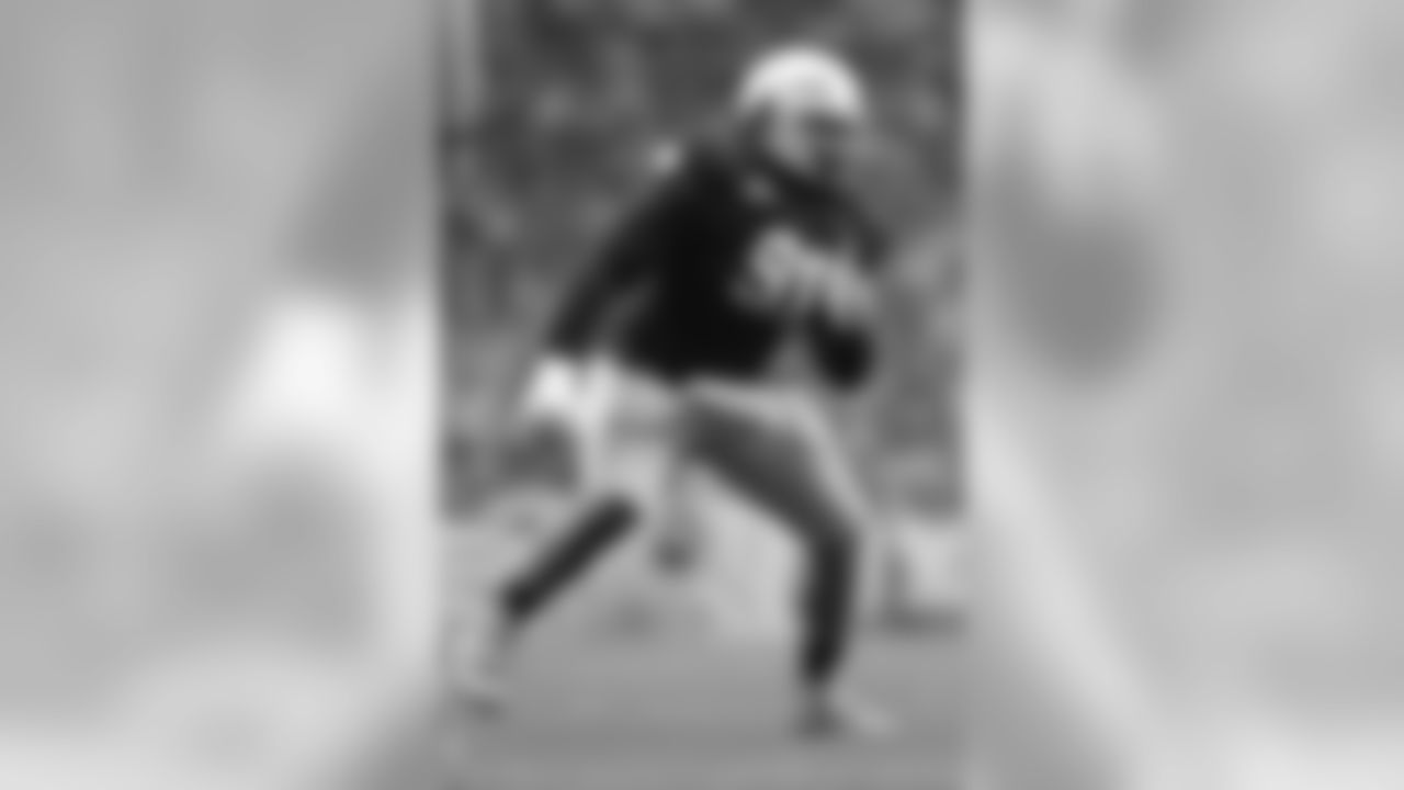 Notre Dame DE Sheldon Day: Projected third-rounder