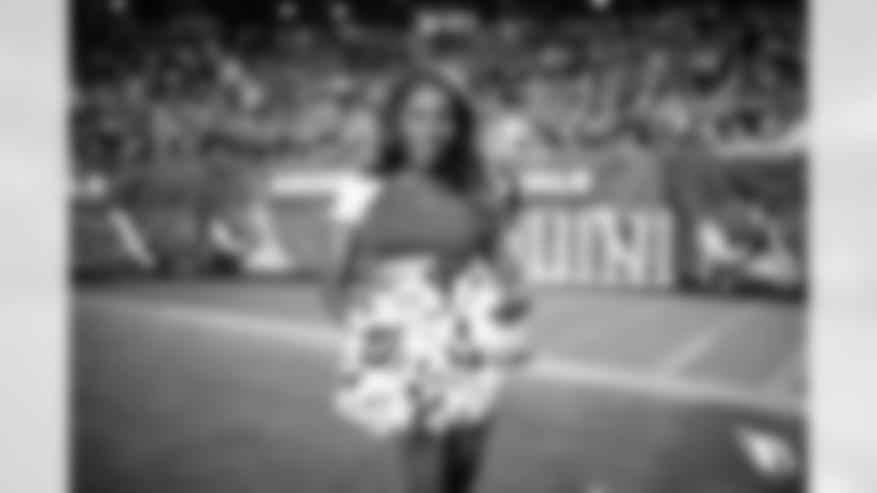 The Arizona Cardinals Cheerleaders during the game against the New England Patriots on Monday, Dec. 12, 2022 in Glendale, AZ.