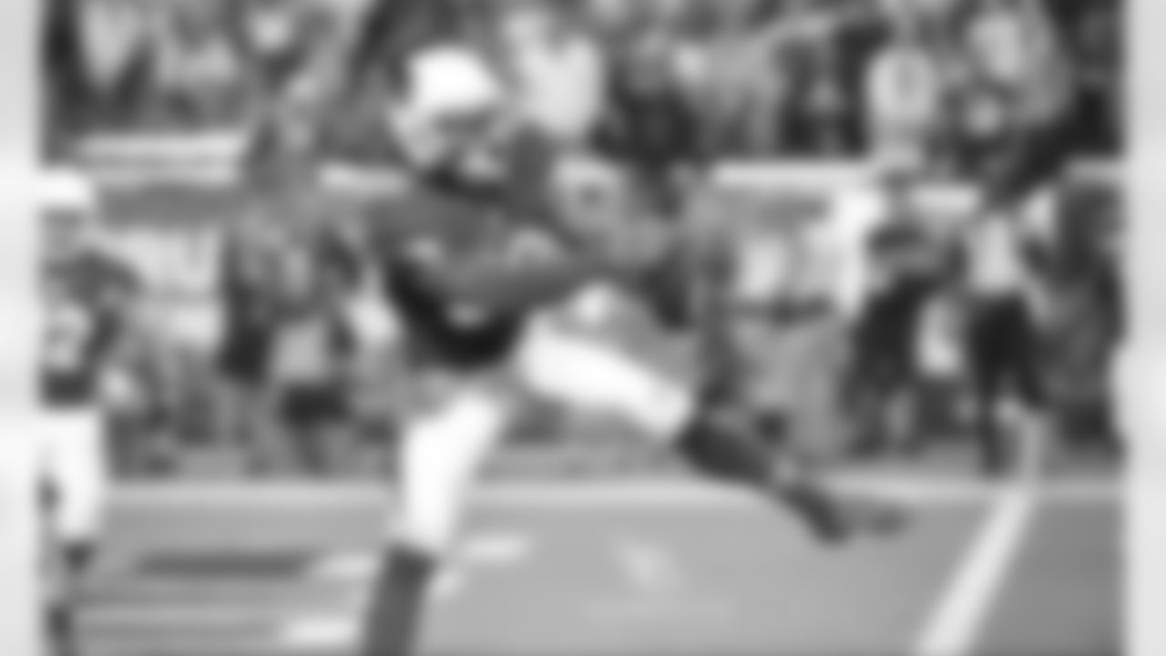 S D.J. Swearinger picks off a pass against the Jets