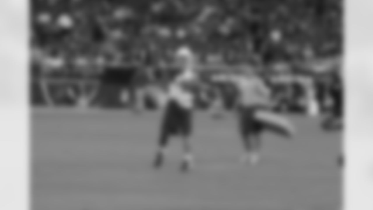 QB John Skelton