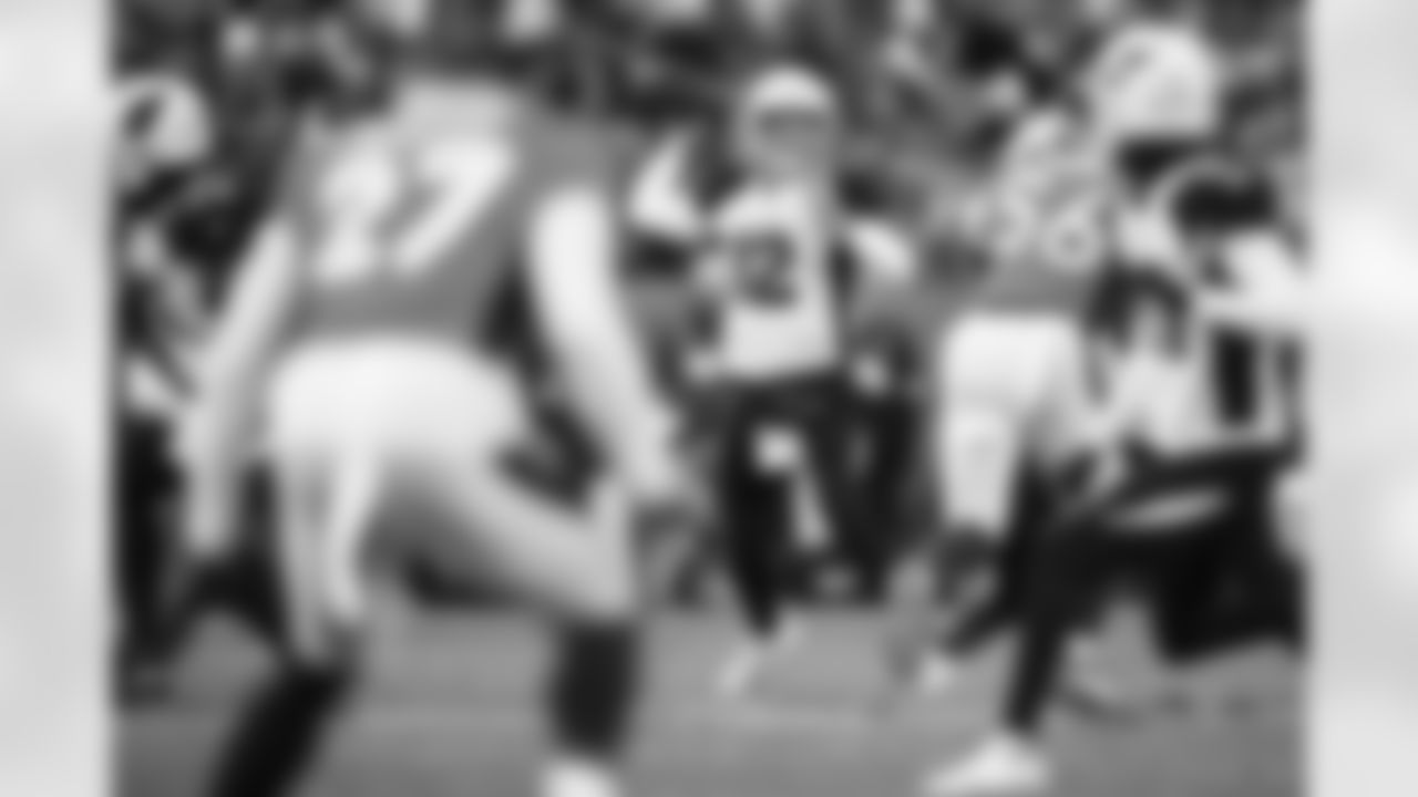 Arizona Cardinals quarterback Colt McCoy (12) during the 2022 regular season game between the Arizona Cardinals and the Denver Broncos on Sunday, Dec. 18, 2022 in Denver, CO.