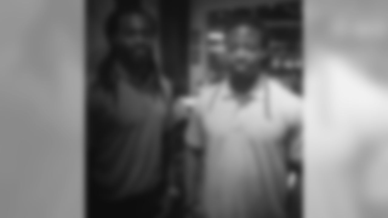 RB Andre Ellington (@aellington38) enjoying dinner in South Carolina
