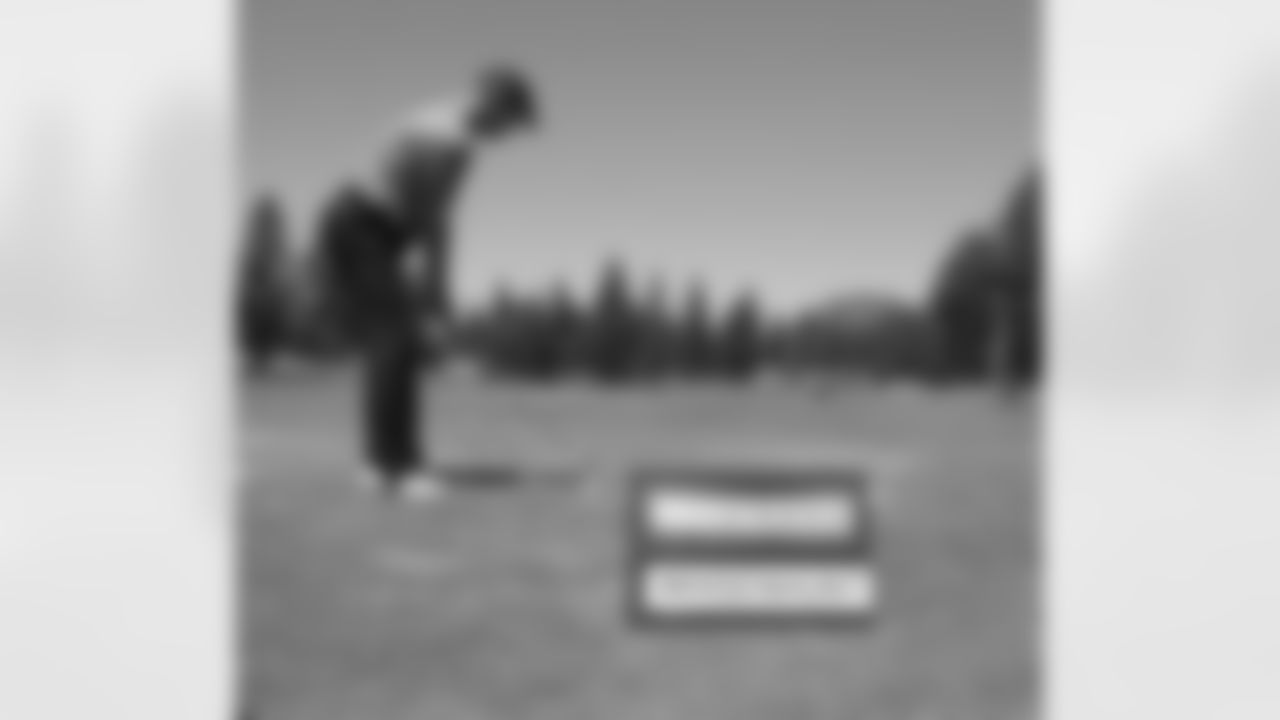 Whisenhunt on the practice range