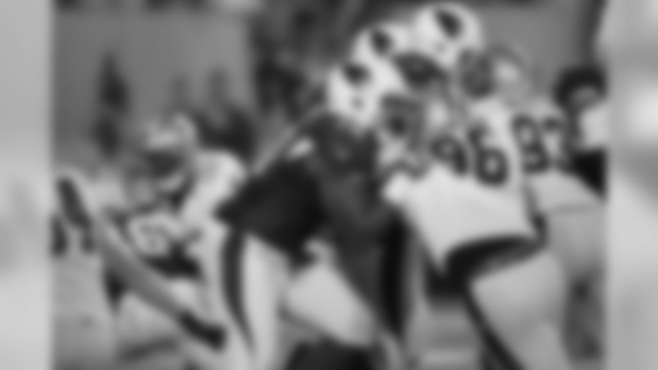 Rookie RT Bobby Massie